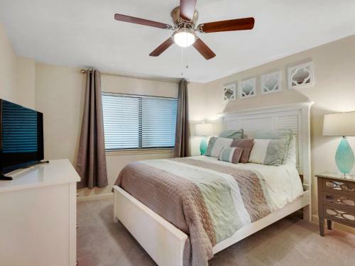 Mainsail Condominium 322