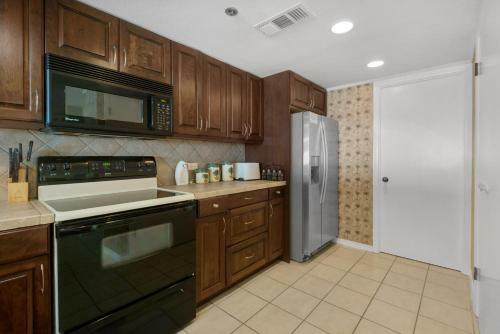 Destin Towers 32
