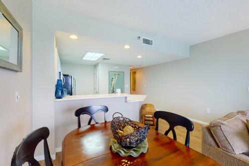 Sterling Sands 803 Destin (Condo)