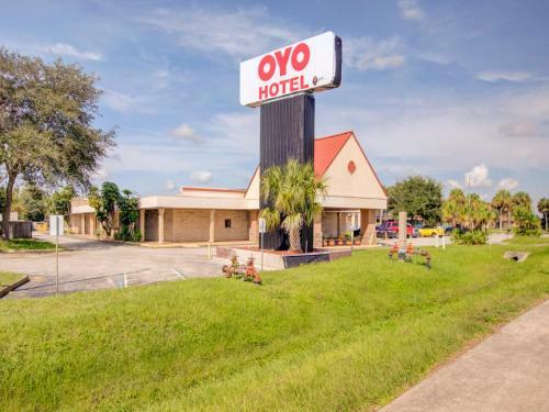 Oyo Hotel Dundee By Crystal Lake