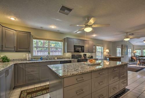 Waterfront Dunnellon Home With Private Dock And Lanai!