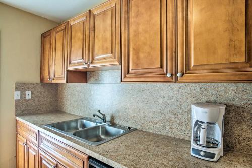 Ft Lauderdale Townhome On Canal - 3 Mi To Beach!