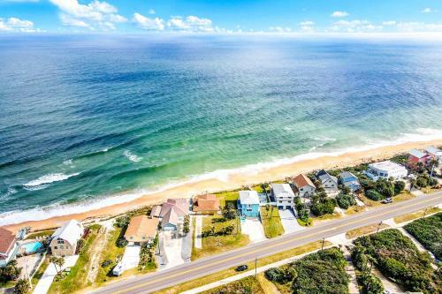Sunrise Beach Retreat