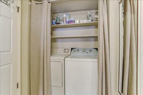 Apartamento Amelia By The Sea Condo