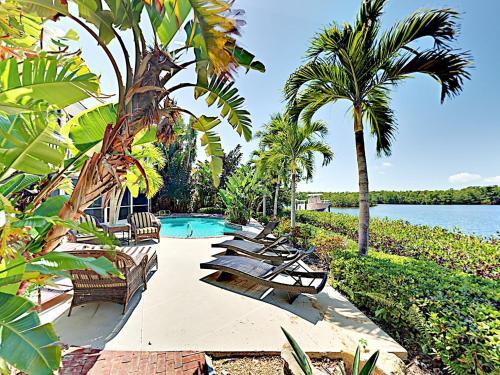 Casa Del Mar Retreat Home