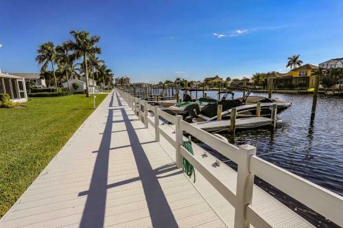 Boardwalk Caper By Distinctive Beach Rentals
