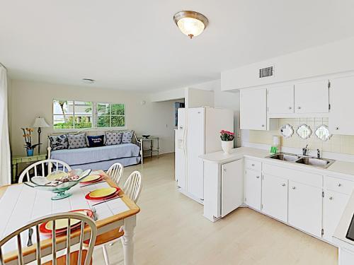 New Listing! Estero Island Beachfront Home With Pool Home