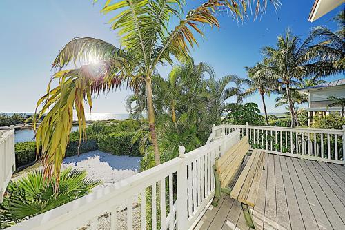 New Listing! Estero Island Beachfront Home With Pool Home