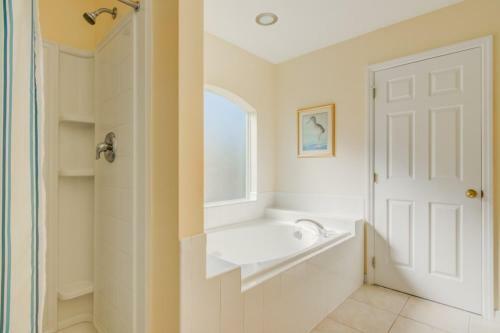 Game Room Private Pool & Spa! Home