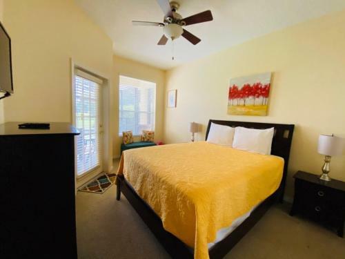 Fransicso's Calabay Parc At Tower Lakes Vacation Home