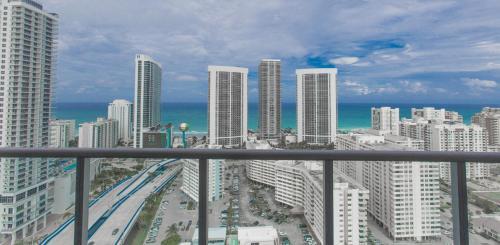 Beachwalk -2901 Great View 3 Bedroom Apartment