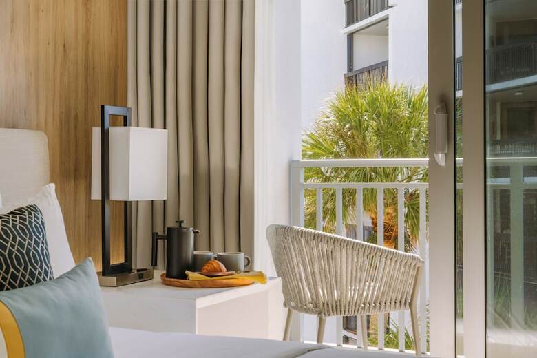 Hotel Hillsboro Beach Resort