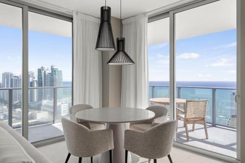 Luxurious Hyde Beach House Apartments