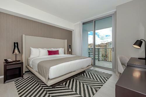 Apartamento 5 * Amenities Luxury 3 Br - Front Intercostal View