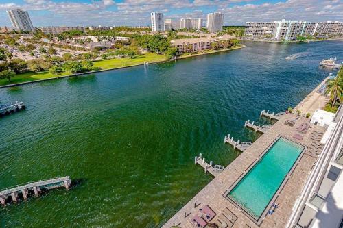 Apartamento 5 * Amenities Luxury 3 Br - Front Intercostal View