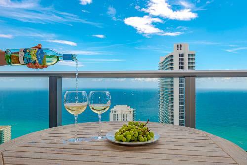 Apartamento 5 * Front Ocean View - 34th Top Floor: Brand New 2br