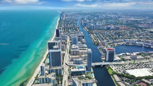 Apartamento 5 * Front Ocean View - 34th Top Floor: Brand New 2br