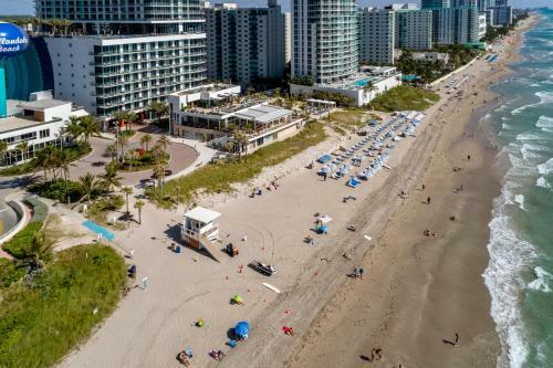 Apartamento 18th Floor Beach Front Premium Condo At Hyde Resort !