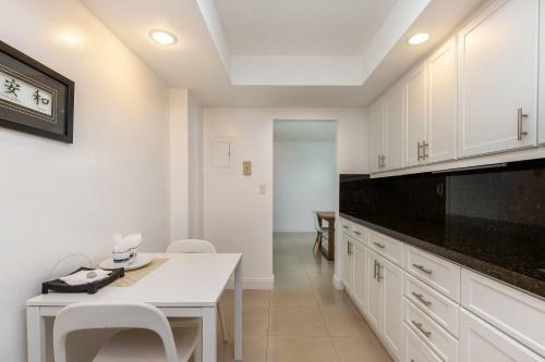 Aparthotel The Tides Ocean Luxury Suites