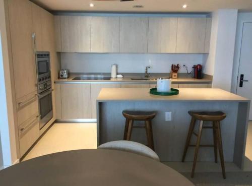 Hyde Beach 2 Bedroom Amazing Apartment