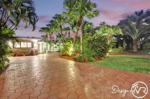 Villa Heated Private Pool 4br Modern Home