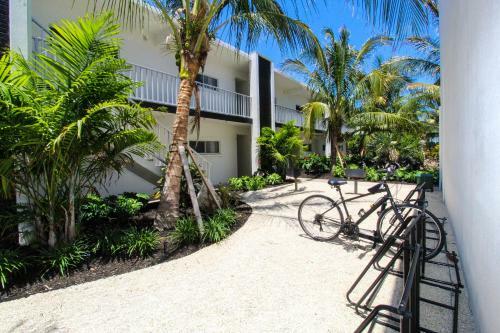 Hotel Bali Hai Beachfront Resort And Spa