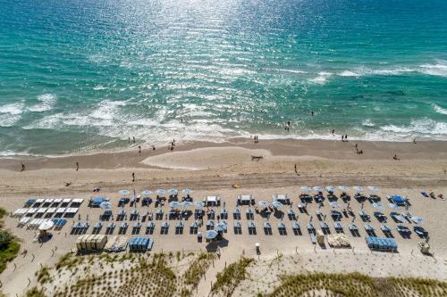 Apartamento Beach Front Premium One Bedroom Condo!