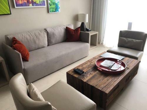 Hyde Beach 1 Bedroom Beautiful Apartment