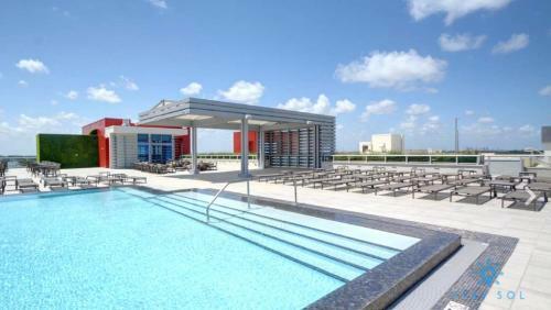 New Luxury Beachfront Condo Resort