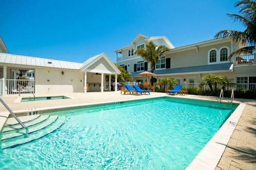 Apartamento Mainsail Beach Inn On Holmes Beach