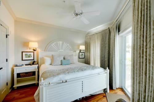 Apartamento Mainsail Beach Inn On Holmes Beach