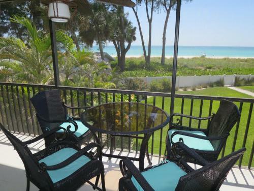 Sunset Beach 101 Beach Front Unit