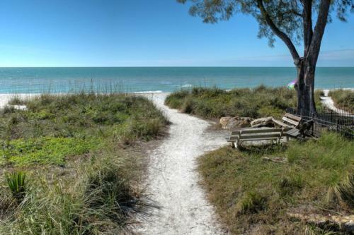 Summer House #b New Villa By The Beach