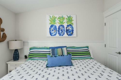 Coconut Cottage #1 By Ami Locals