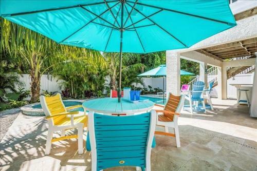 Blue Coconut Bungalow Home