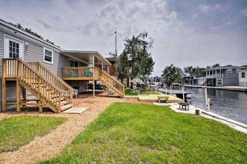 Homosassa Riverfront Home With Boat Ramp And Docking
