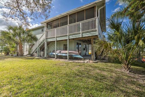 Serene Canal Front Home With Direct Gulf Access