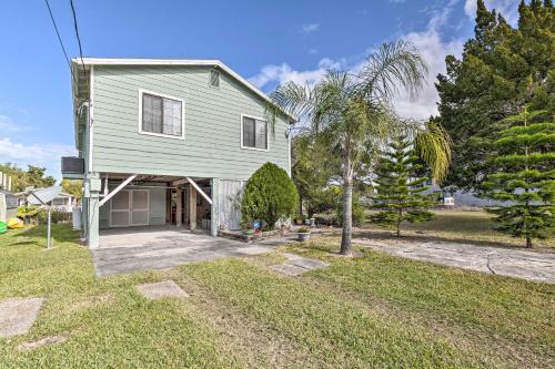 Serene Canal Front Home With Direct Gulf Access
