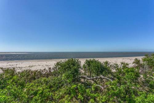 Island Idyl By Pristine Properties