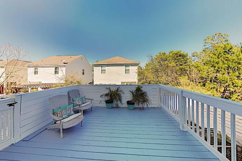 New Listing! Pristine Retreat With Pool, Near Gulf Home