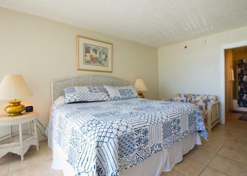 Condo 211