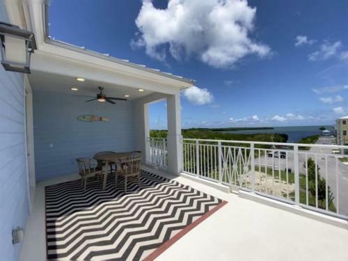 Playa Largo Ocean Residences With Resort Privileges