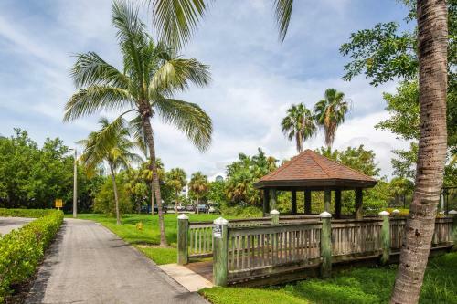Salt Pond Hideaway