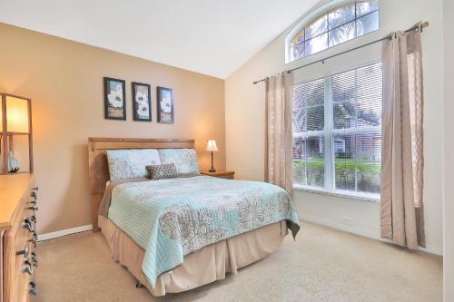 Sunshine Daydream Villa