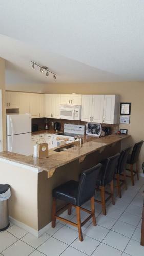 The Private Retreat - Three Bedroom Home
