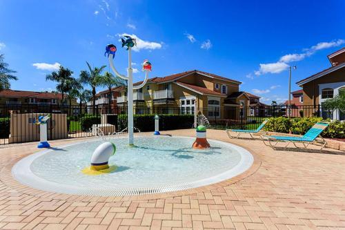Comfortable Vacation Townhouse With Balcony Lb0967