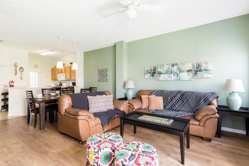 Comfortable Vacation Townhouse With Balcony Lb0967