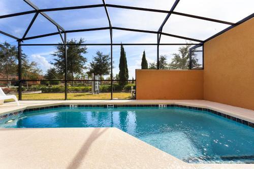 Modern Vacation Townhouse With Private Pool Bv4562