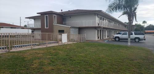 Central Motel