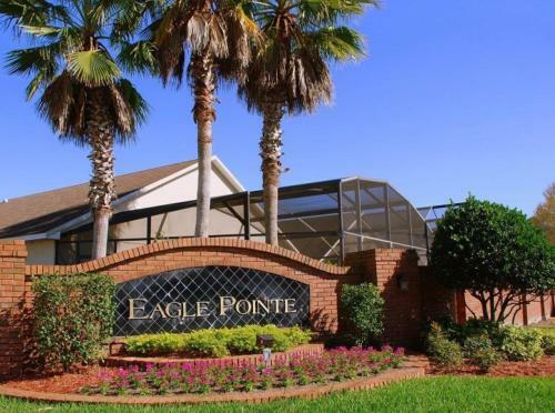 Luxurious 3 Bedroom Eagle Pointe Pool Home